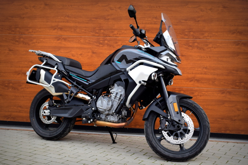 CFMOTO 800 MT