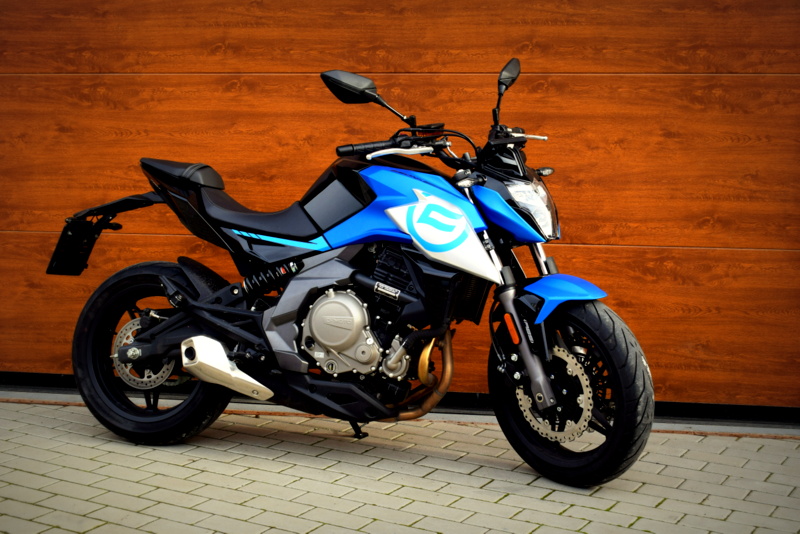 CFMOTO 650 NK